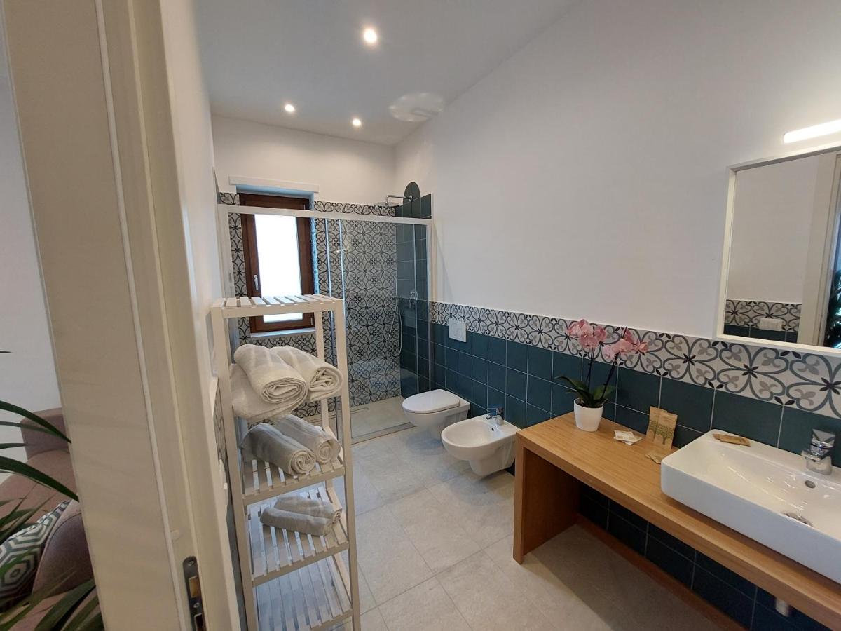 Mistral Luxury Suites Sorrente Extérieur photo